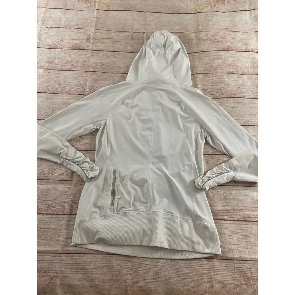 Lululemon Athletica Women's White Light Hooded Pullover - 12 - Picture 11 of 12